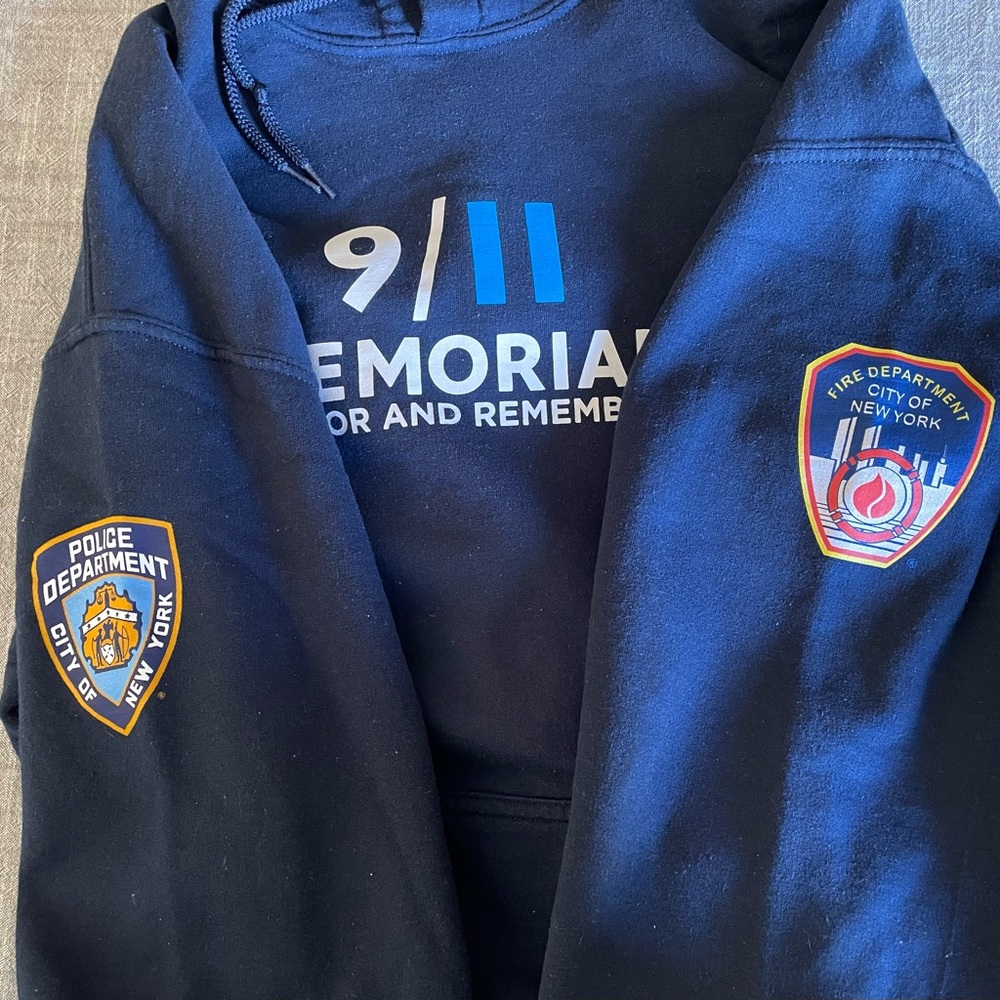 911 memorial honor and remember hooded sweater navy blue color